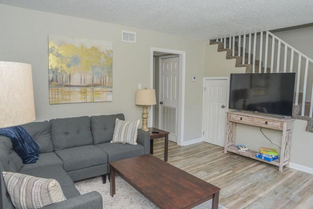 Townhomes Near the Bay - #2